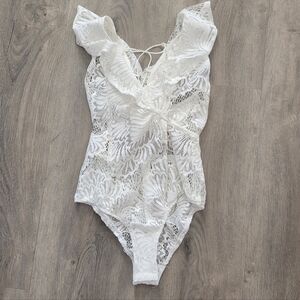 Saints and Secrets White Lace Body Suit Size Small Tie Up Back Flutter FLAW